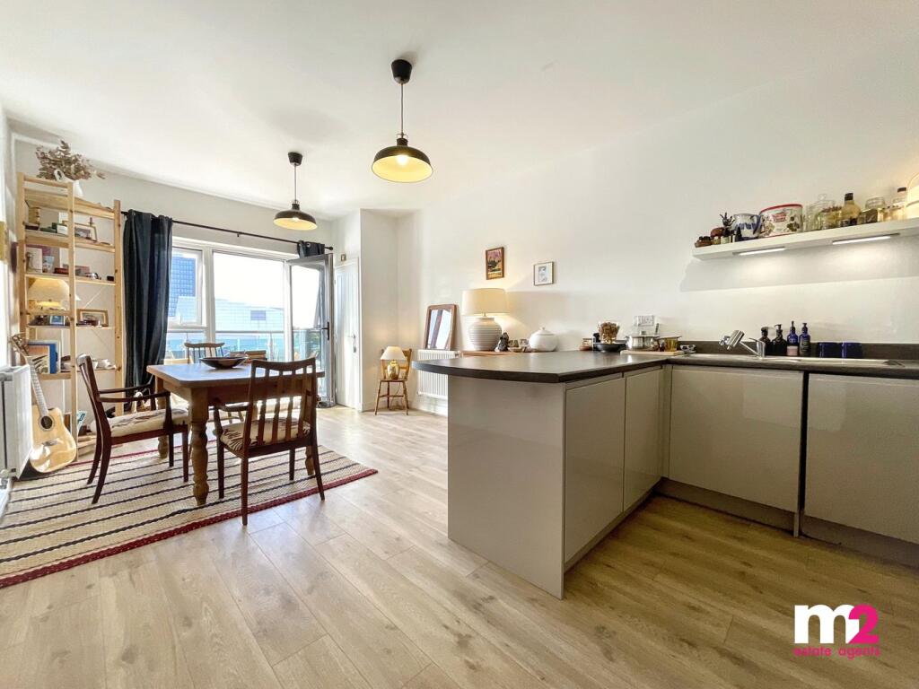 Apartment in Newport, Victoria - More