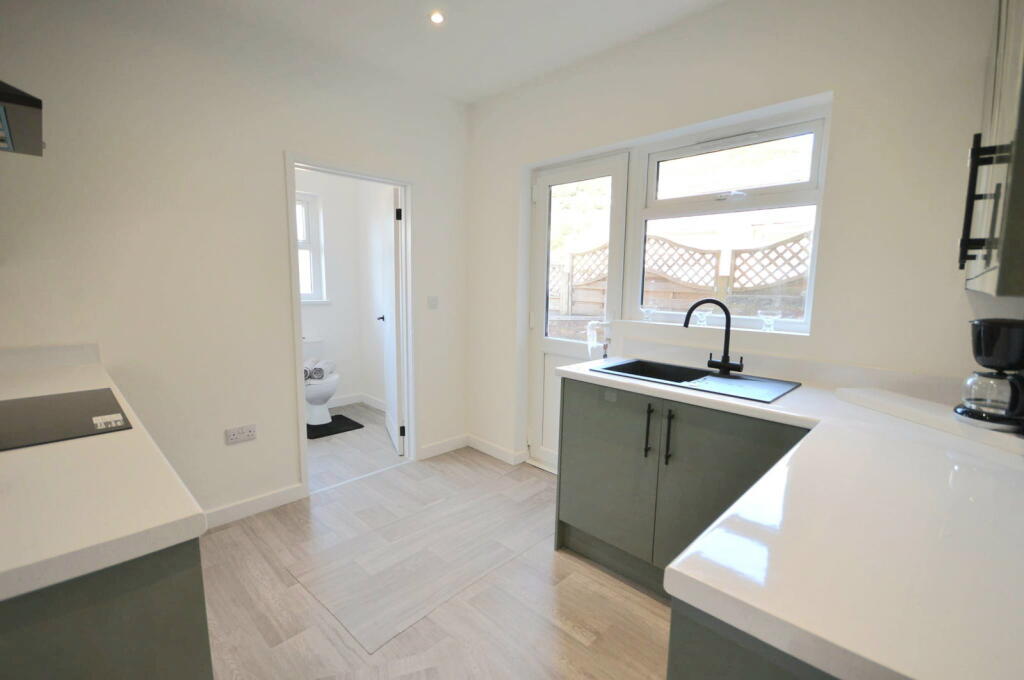 House in Swansea, Tai-Bach - View 2
