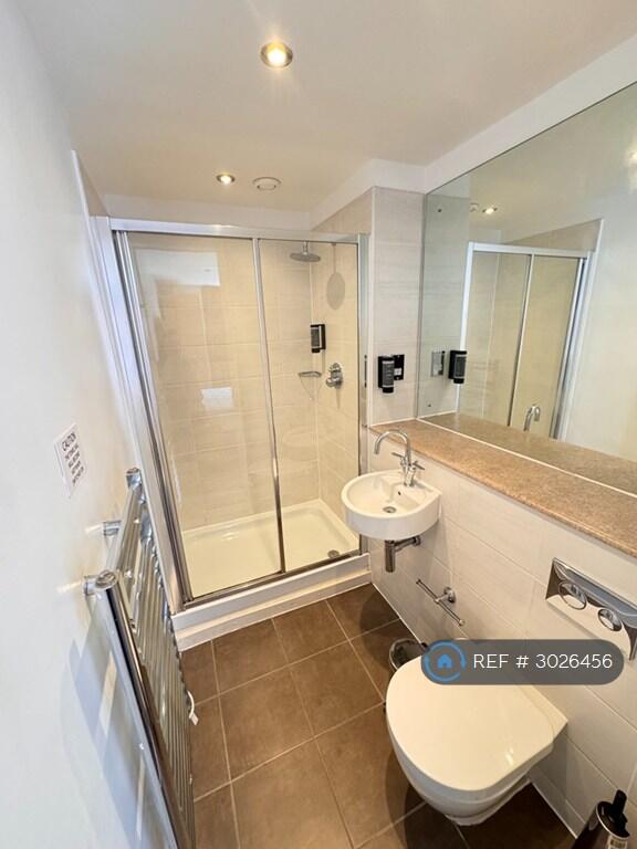 Apartment in Manchester, Central Retail District, City Centre - More