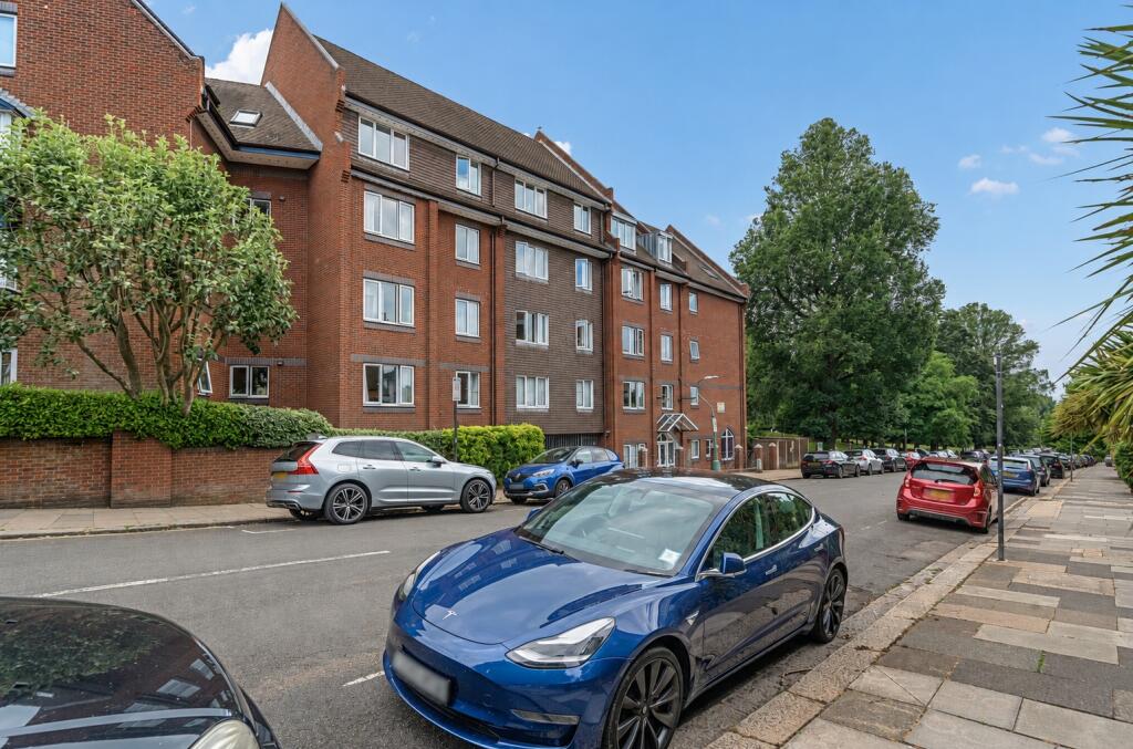 Main image of property: Nizells Avenue, Hove, East Sussex, BN3