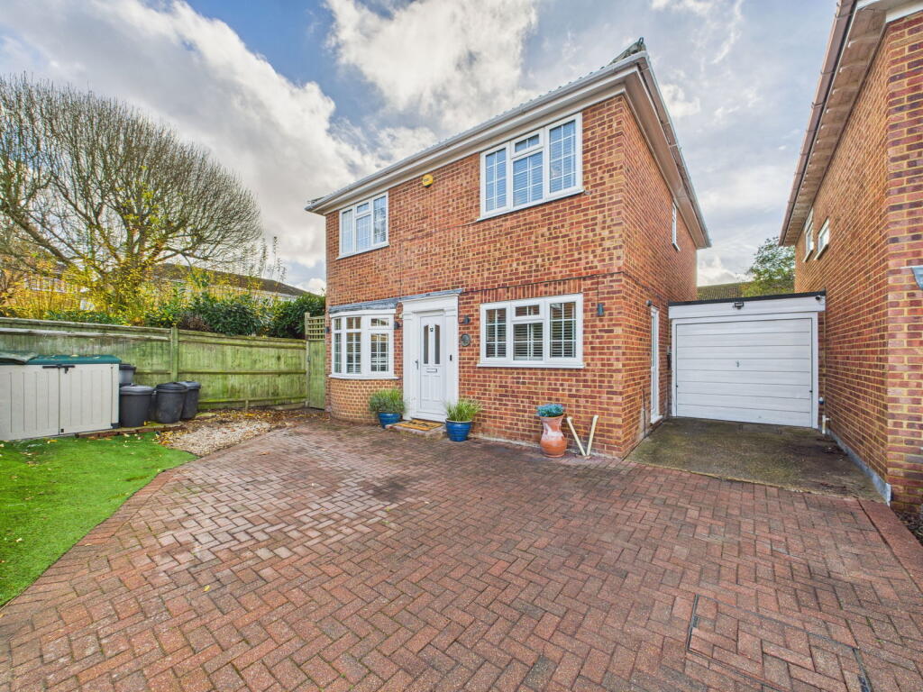 Main image of property: Challenor Close, Finchampstead, Wokingham, RG40