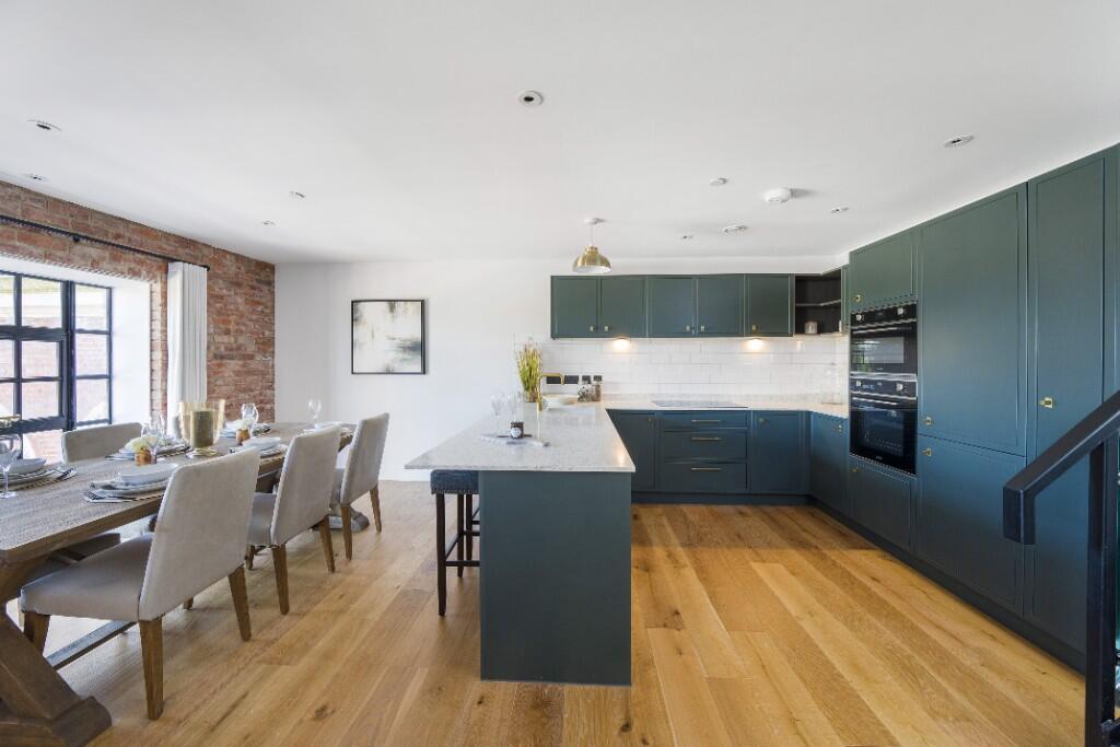 Apartment in Dorchester, Dorset - View 5