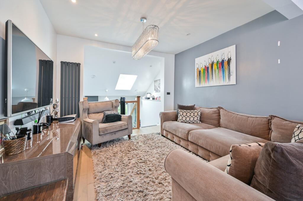 House in London - View 4