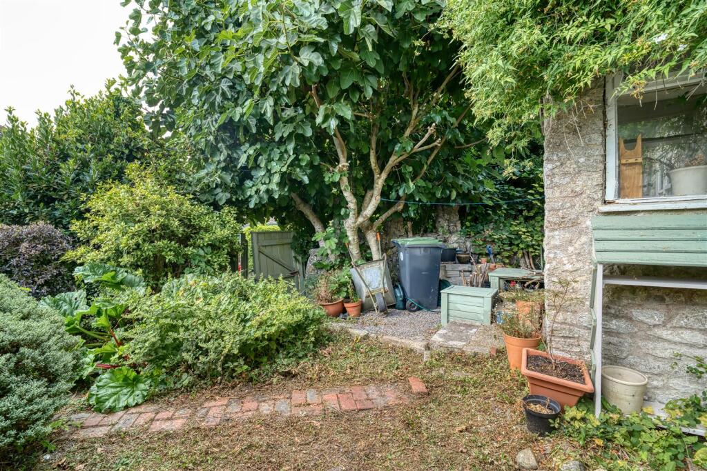 House in Mere, Wiltshire - View 3