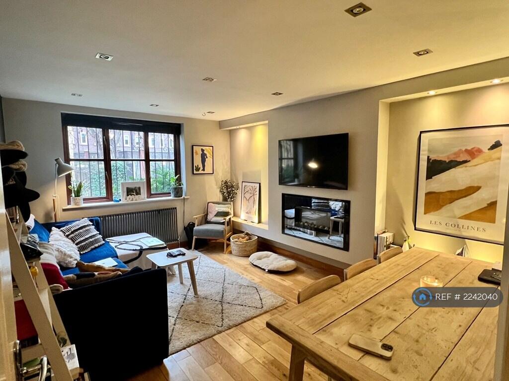 Main image of property: Sugar Loaf Walk, London, E2