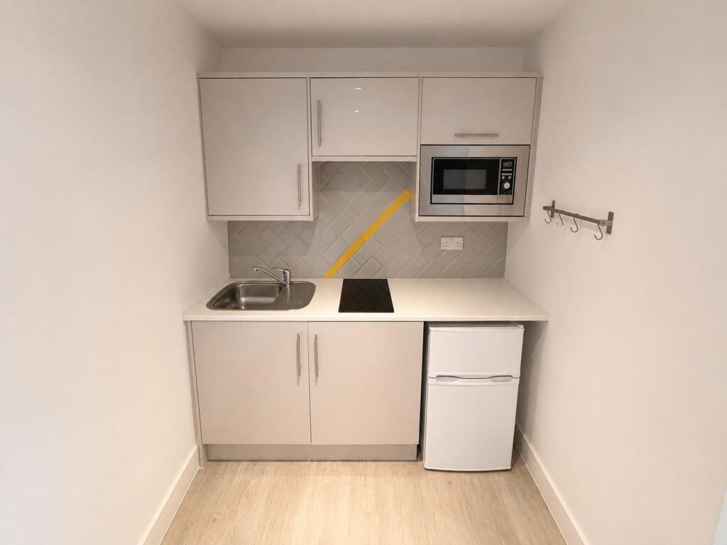 Apartment in Warrington - View 4