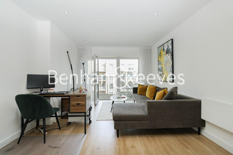 Main image of property: Beaufort Square, Colindale, NW9