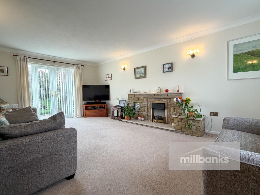 Springfields, Attleborough, Norfolk, NR17 photo 2