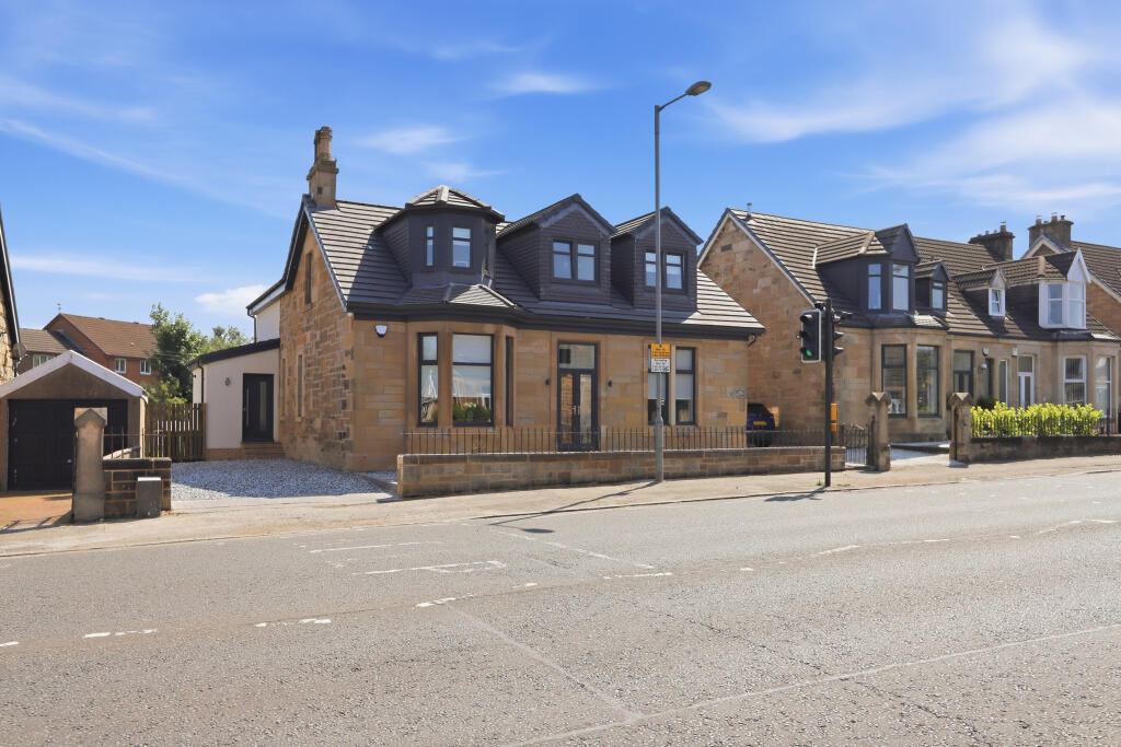 Main image of property: 16 Kirkintilloch Road, Bishopbriggs, Glasgow, G64