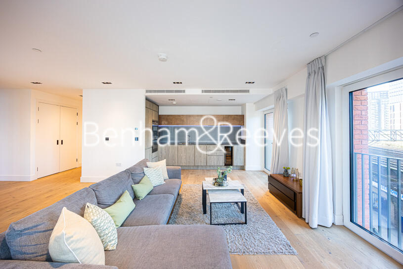 Main image of property: Keybridge tower, Vauxhall, SW8