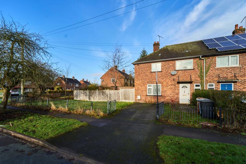 Main image of property: 8 Laurel Drive, Wistaston, Crewe, CW2 8RF
