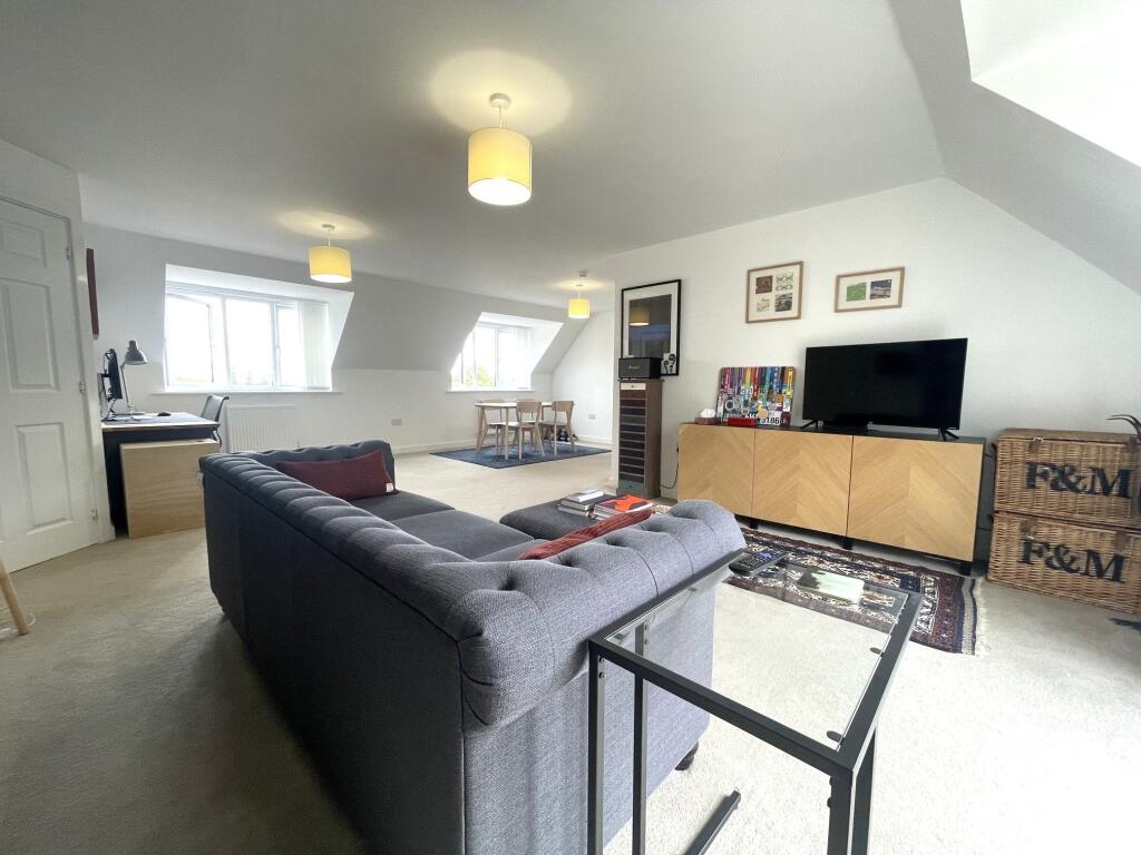 Apartment in Durham - View 4
