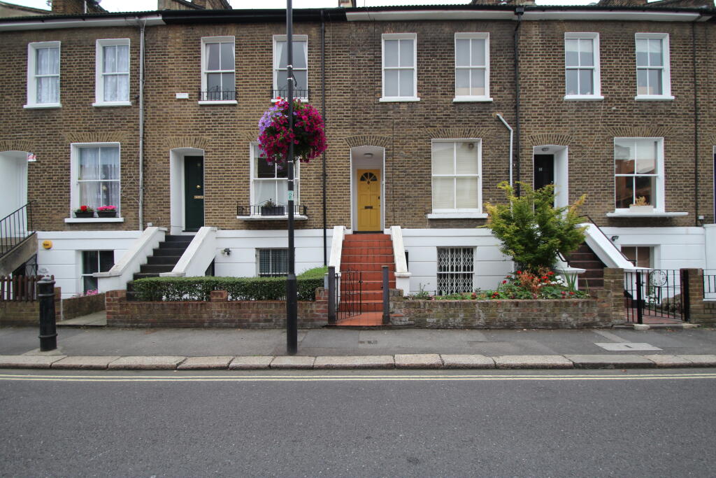 1-bed flat on Flat A, Vernon Street, Hammersmith And Fulham, London, £475,000