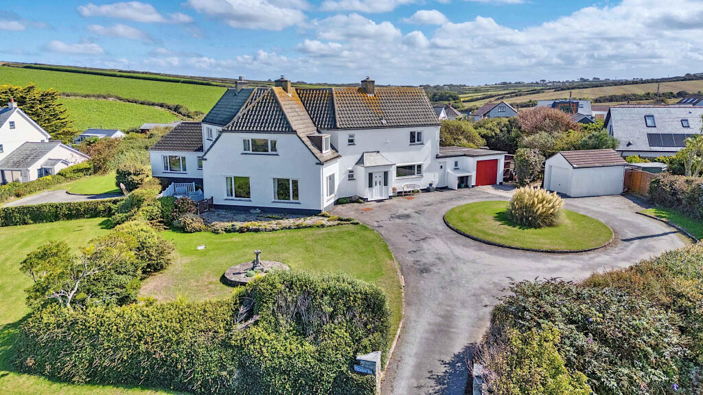 House in Plymouth - View 4