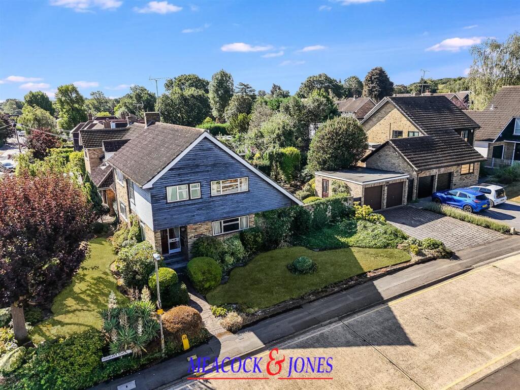 House in Brentwood, Essex - View 4