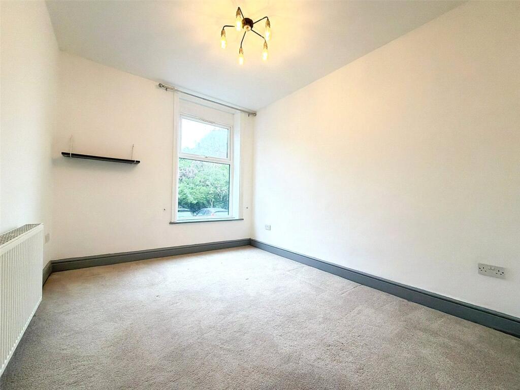 Apartment in Manchester, Withington - More