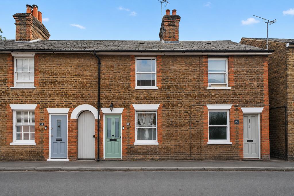 Main image of property: Alwyns Lane, Chertsey, Surrey, KT16