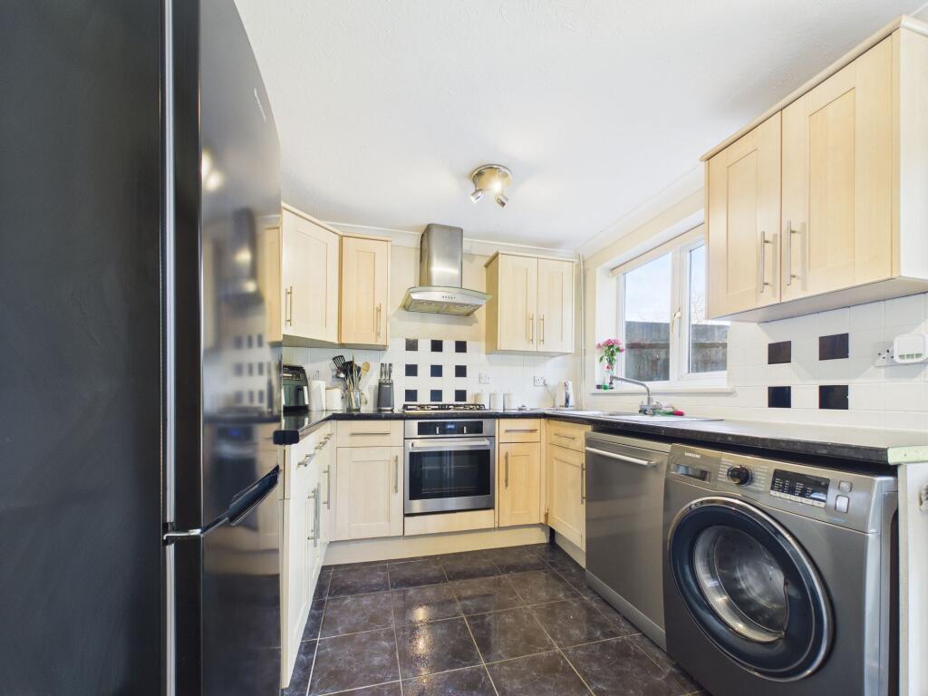 House in Calcot, Holybrook - View 4