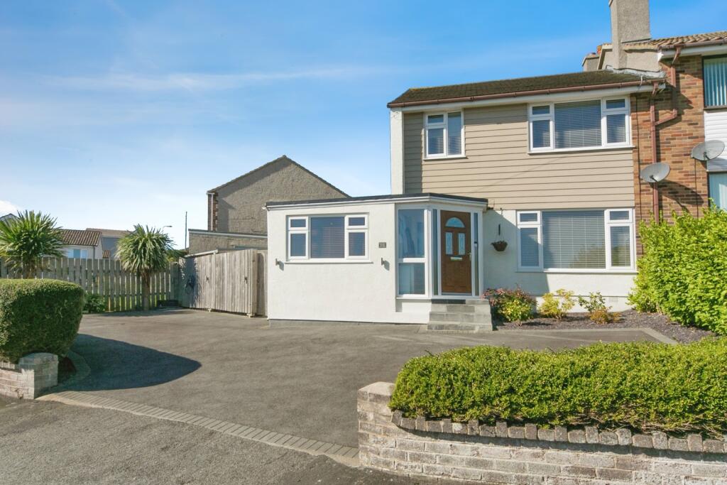 Main image of property: Awelfryn, Amlwch, Isle of Anglesey, LL68