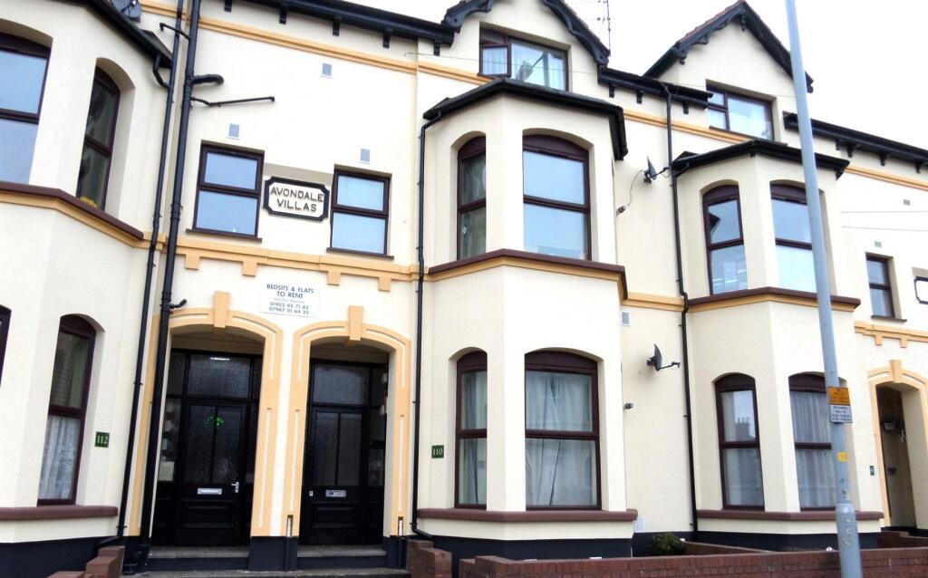 Main image of property: Compton Road, Chapel Ash, Wolverhampton, WV3 9PU