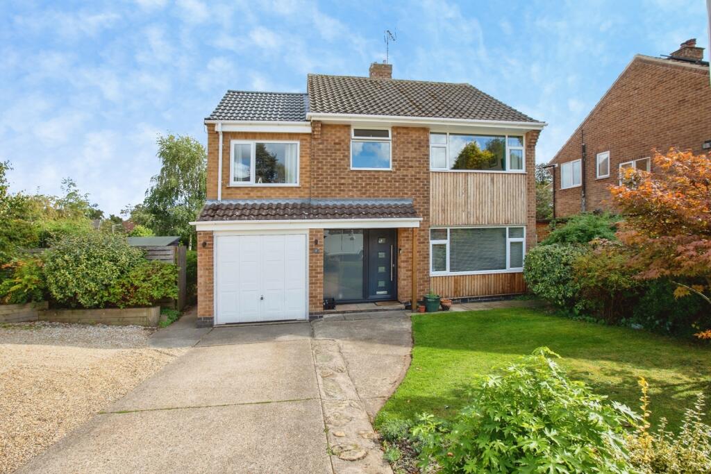 Main image of property: Summercourt Drive, Ravenshead, Nottingham, Nottinghamshire, NG15