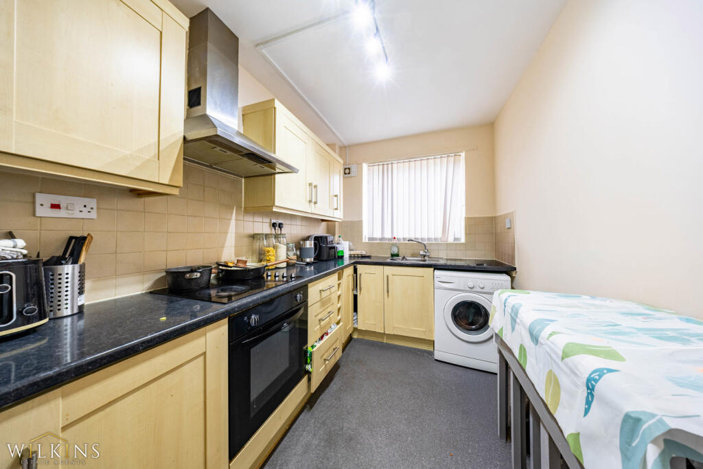 Apartment in Sutton Coldfield, Reddicap Heath - View 5