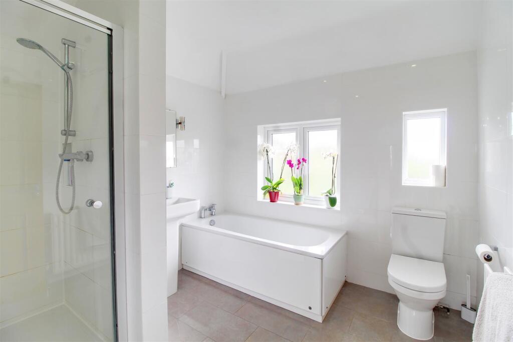 Additional image 18 of Bradmore Way, Brookmans Park