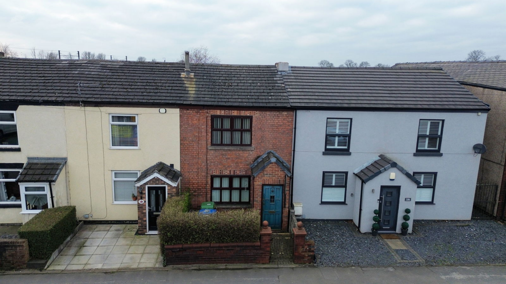 Main image of property: Warrington Road, Glazebury, Warrington, WA3 5LW