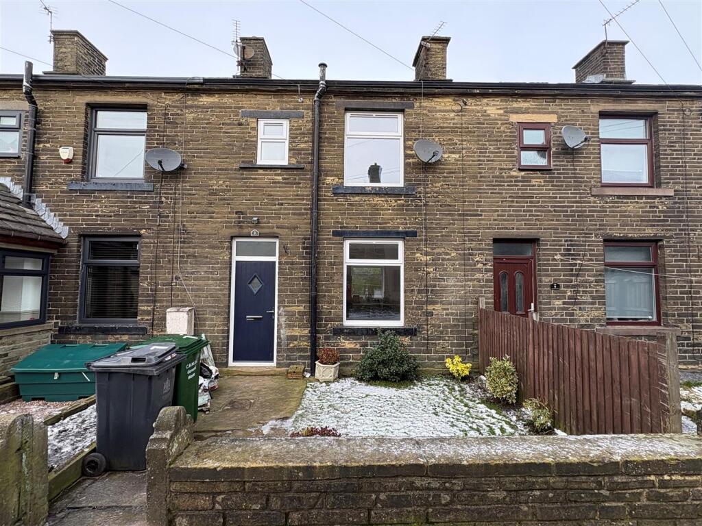 Park Grove, Queensbury