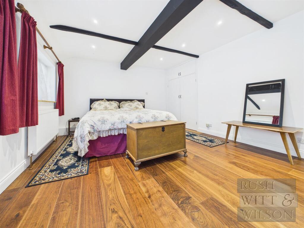 House in Tonbridge - View 5