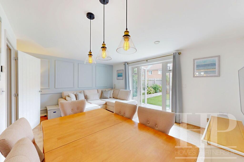 House in Redhill - View 2