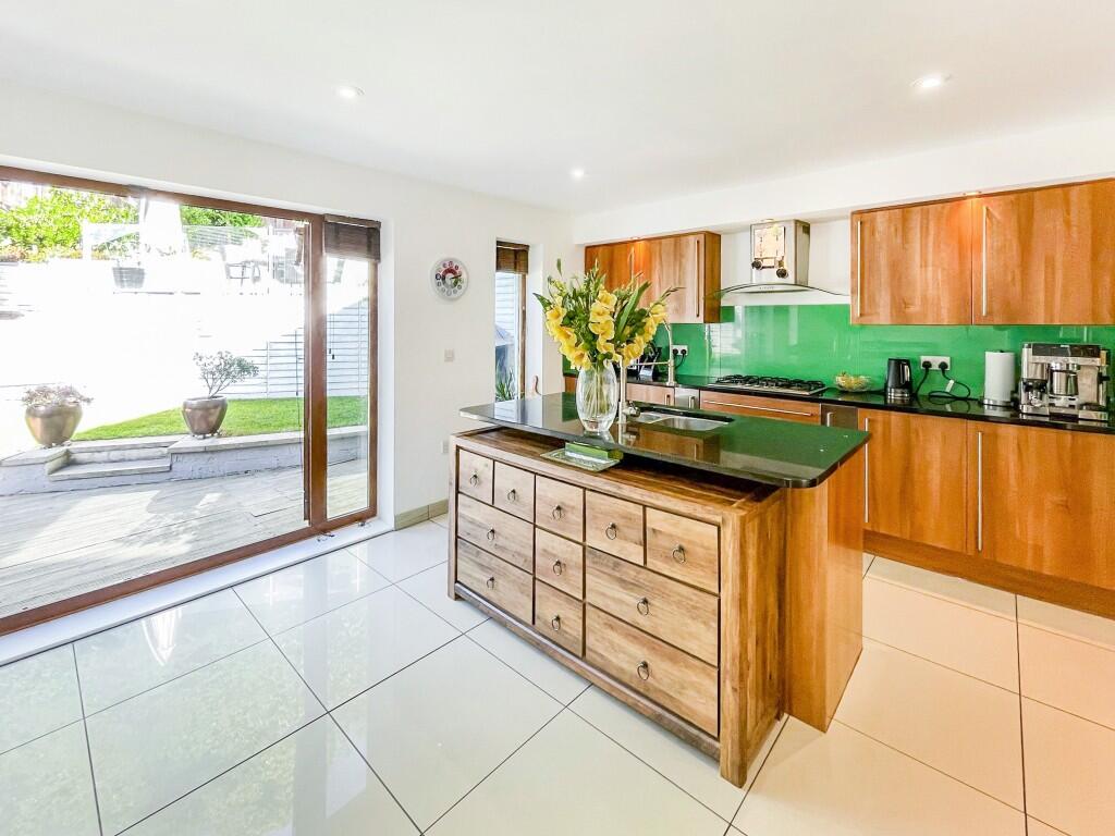 House in Kirklees, West Yorkshire - View 3