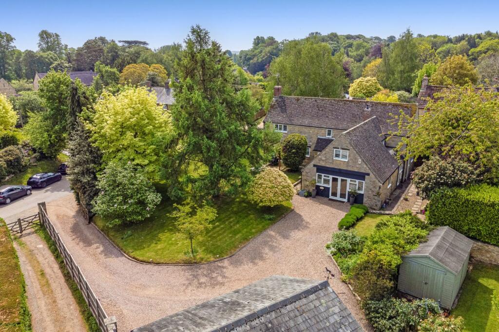 Main image of property: Middle Aston, Oxfordshire