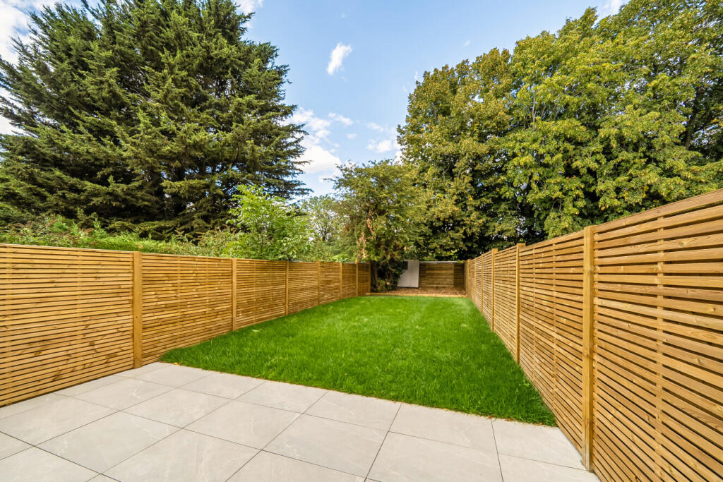 Apartment in London, Woodside Park - View 5