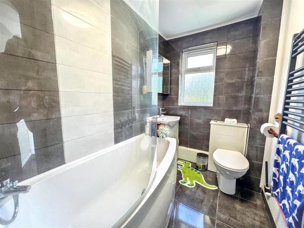 Apartment in South Oxfordshire, Sonning Common - More