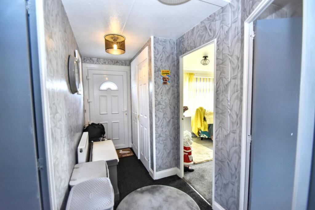 House in East Lindsey, Ingoldmells - View 3