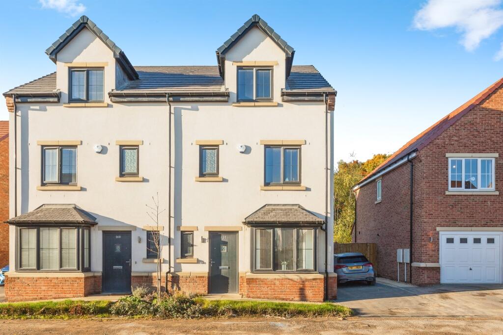4-bed semi-detached on Park Hill Way, WAKEFIELD, £315,000