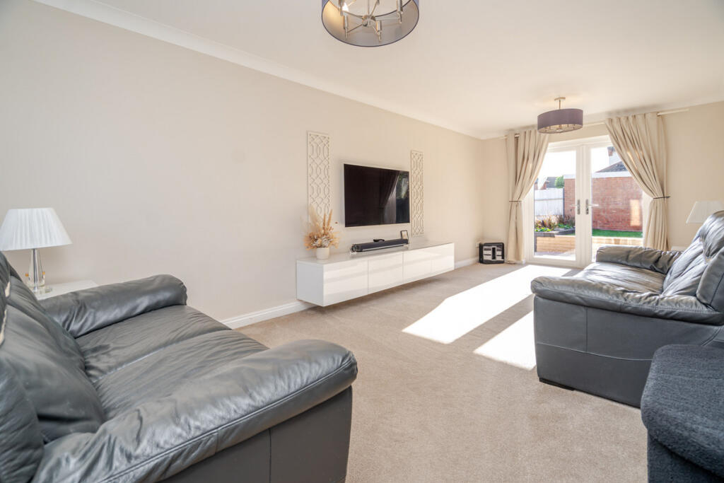 House in Milton Keynes, Kents Hill, Kents Hill, Monkston and Brinklow - View 4