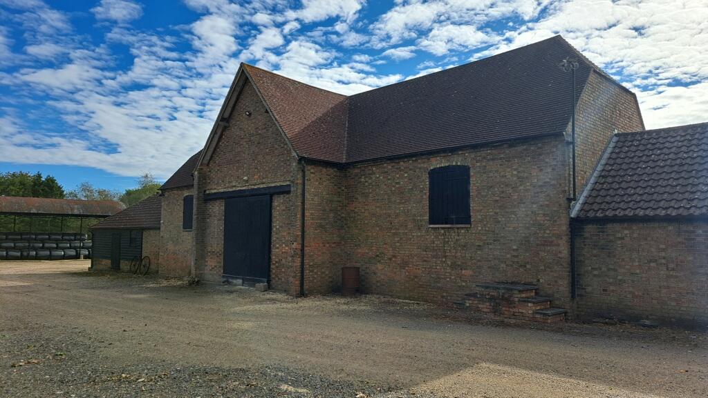 Main image of property: The Mill Barn Medbury Farm, Medbury Lane, Elstow, Bedford, Bedfordshire, MK42