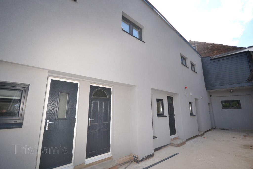 Studio flat for rent