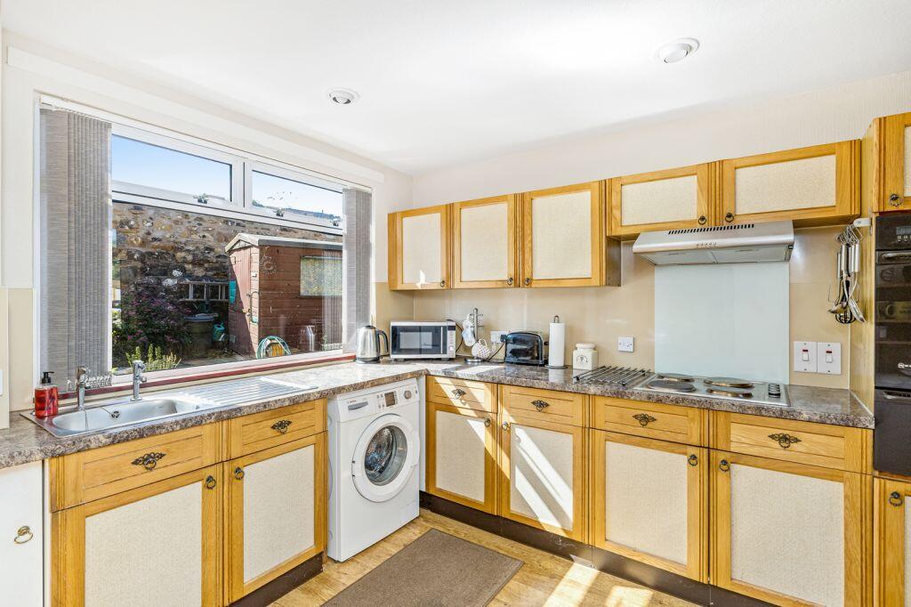 House in Edinburgh, Craigentinny/Meadowbank - More