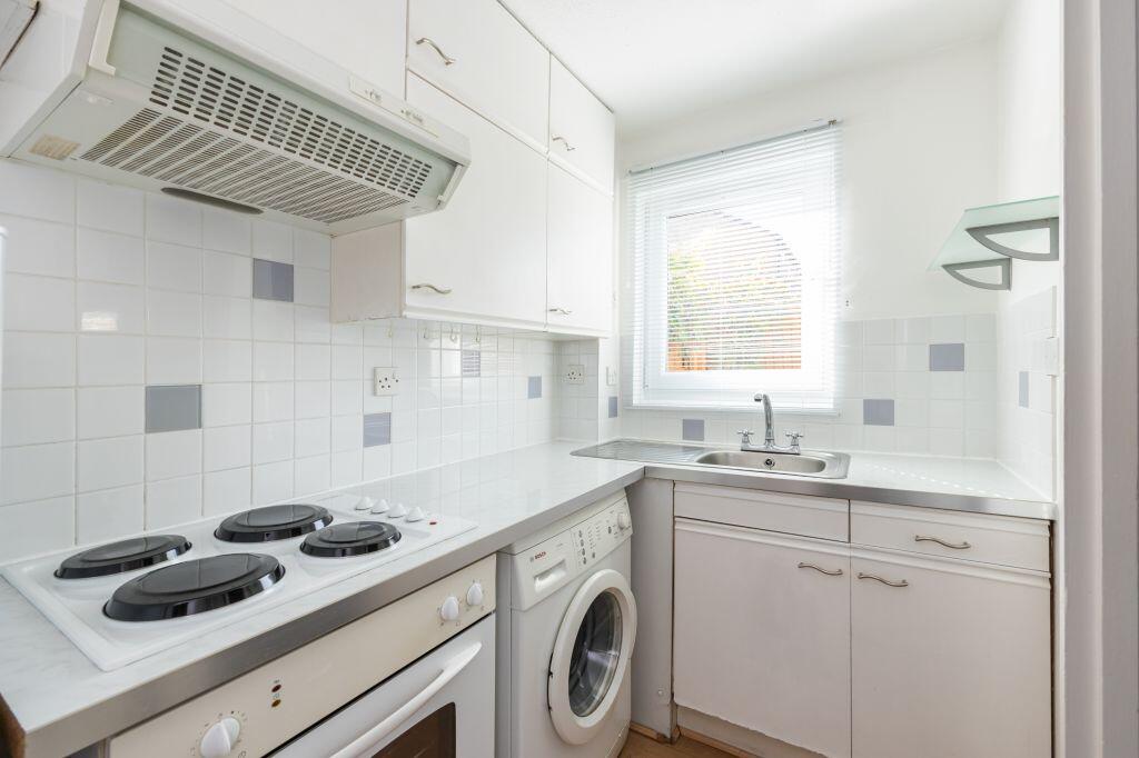 House in Edinburgh - View 3