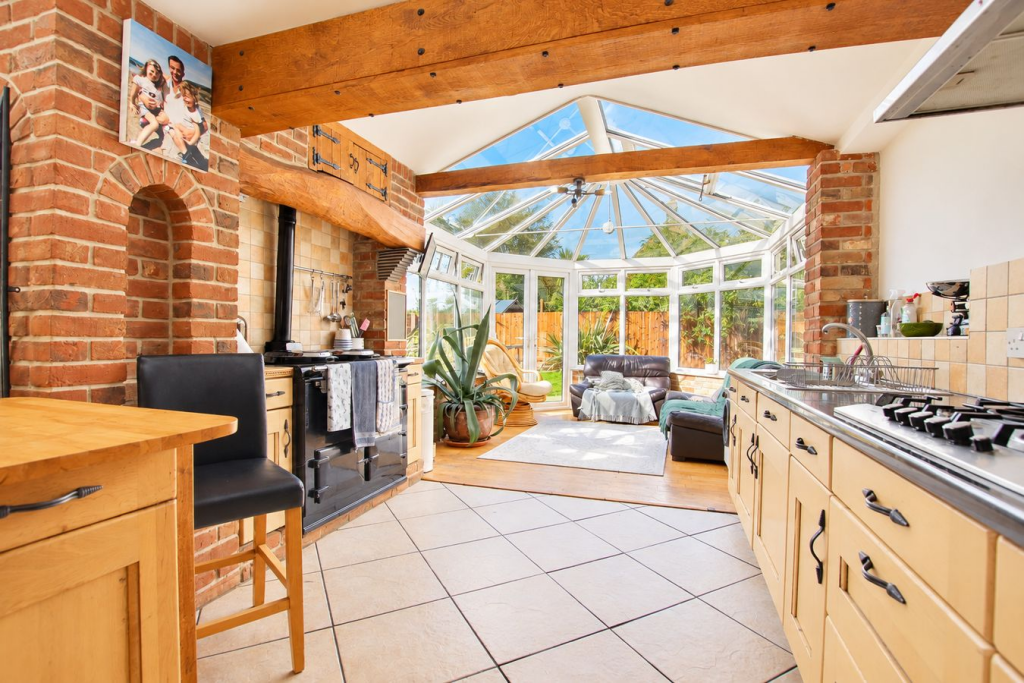 House in Gaunts Common, Hinton - View 5