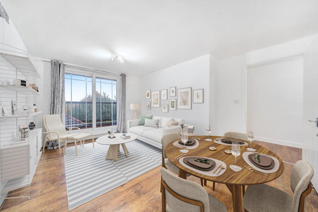 Apartment in London, London Borough of Bromley - View 2