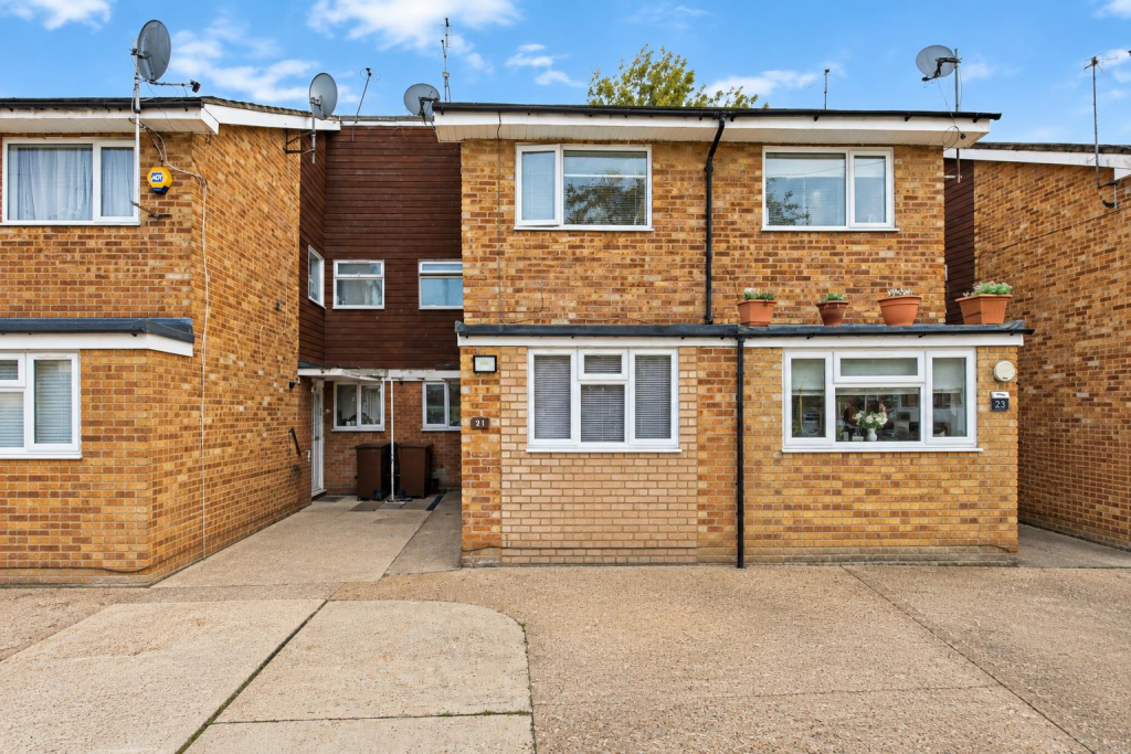 House in Watford - View 3