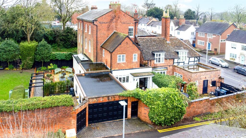 Main image of property: Nether Beacon, Lichfield