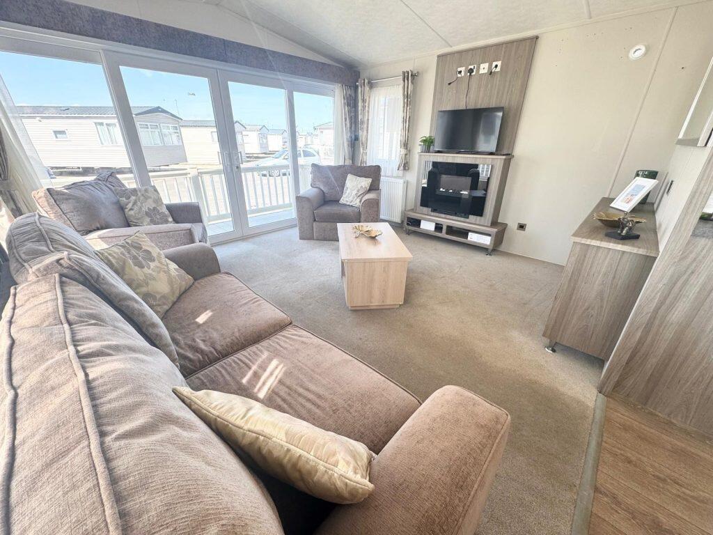 House in Canterbury - View 4