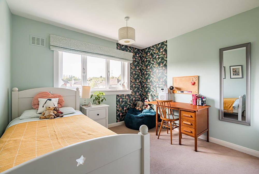 House in Edinburgh, Midlothian - More