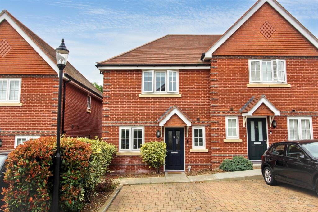 Main image of property: Sheffield Close, Pangbourne, Reading