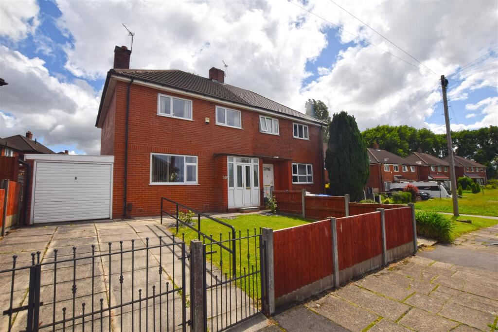 Main image of property: Kenyon Lane, Middleton, Manchester
